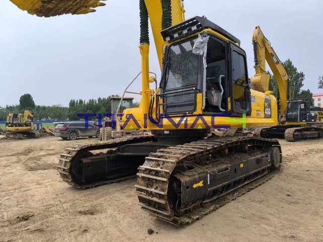 Komatsu 450