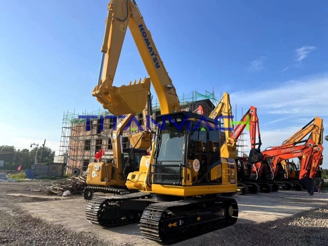 Komatsu PC130-7 Excavadora