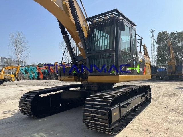 Caterpillar 320D2L