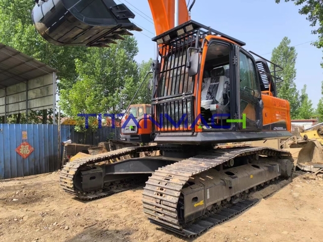 Doosan DX225LC-9c