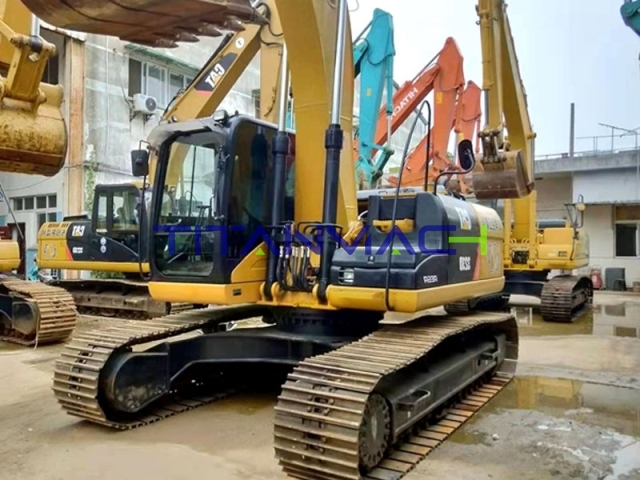 Caterpillar Cat323d Excavadora