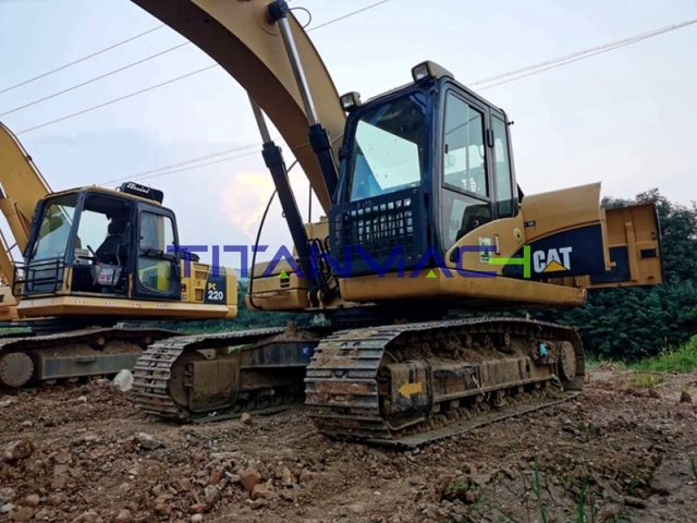 Caterpillar CAT320D Excavadora