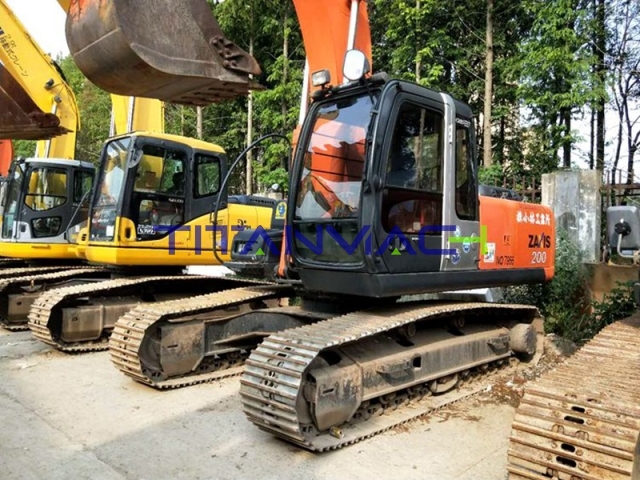 Hitachi ZX200-3 Excavadora