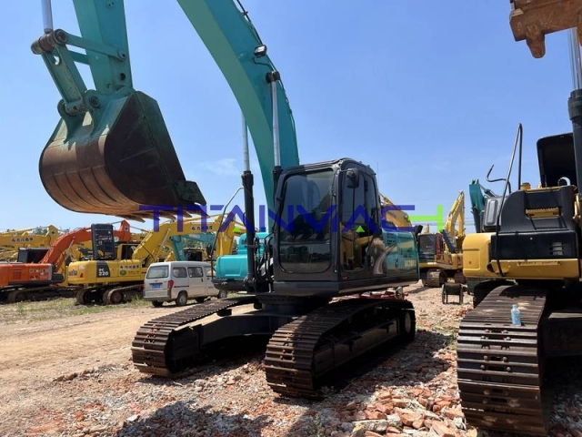 Kobelco SK200-8 Excavadora