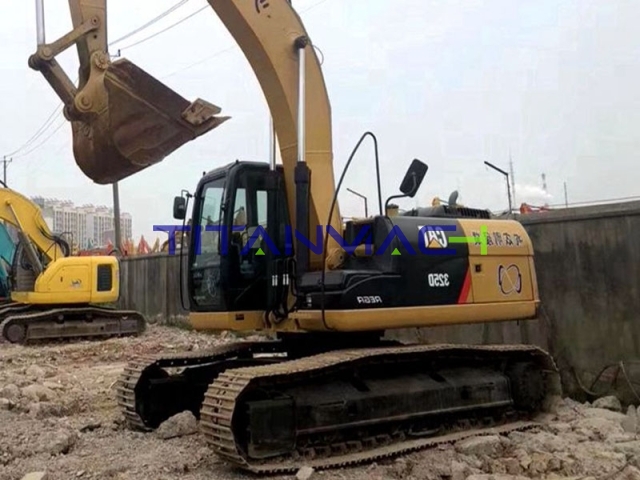 Caterpillar CAT325D Excavadora