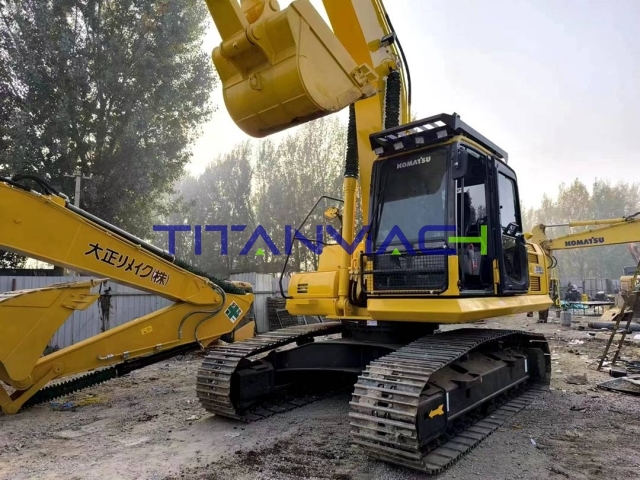 Komatsu PC200-8N1 Excavadora