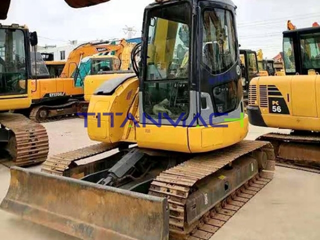 Komatsu PC78 Excavadora