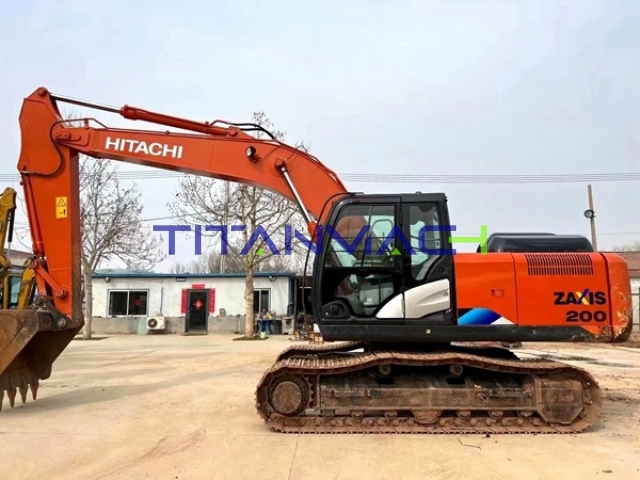 Hitachi ZX200-5A used Excavadora