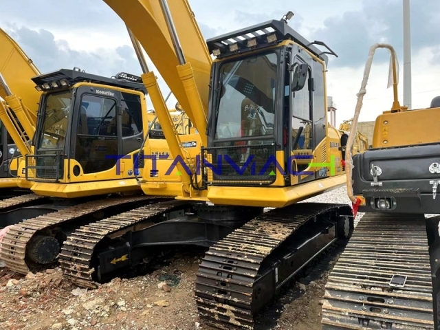 Komatsu PC200-8 Excavadora