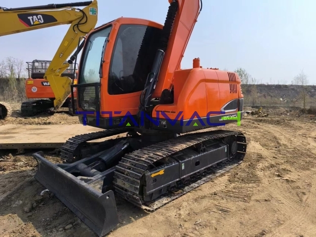 Doosan DX75-9C